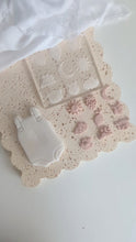 Load image into Gallery viewer, Baby Shower themed Acrylic Mould plate
