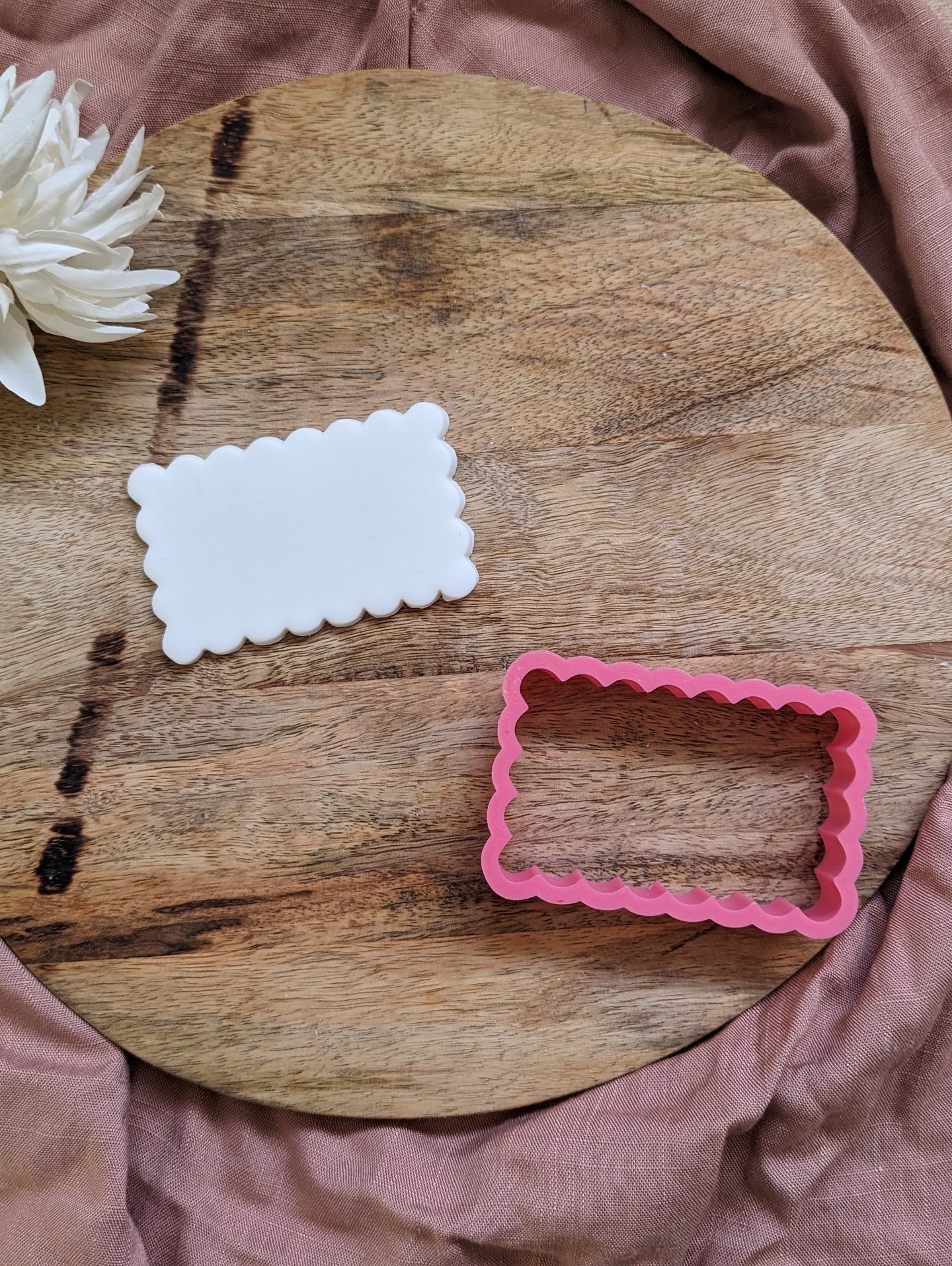 Scalloped Rectangle cookie cutter