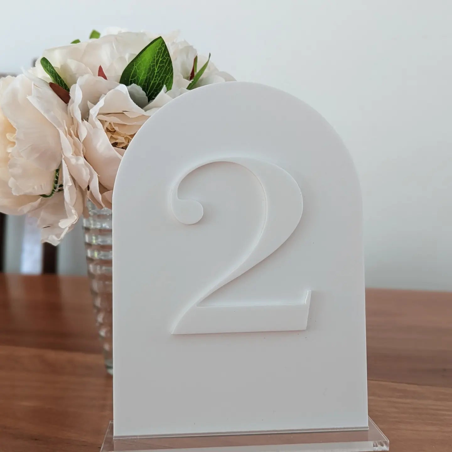 Monochrome Arch table Numbers