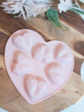 Charger l&#39;image dans la galerie, Small Heart Silicone Mould
