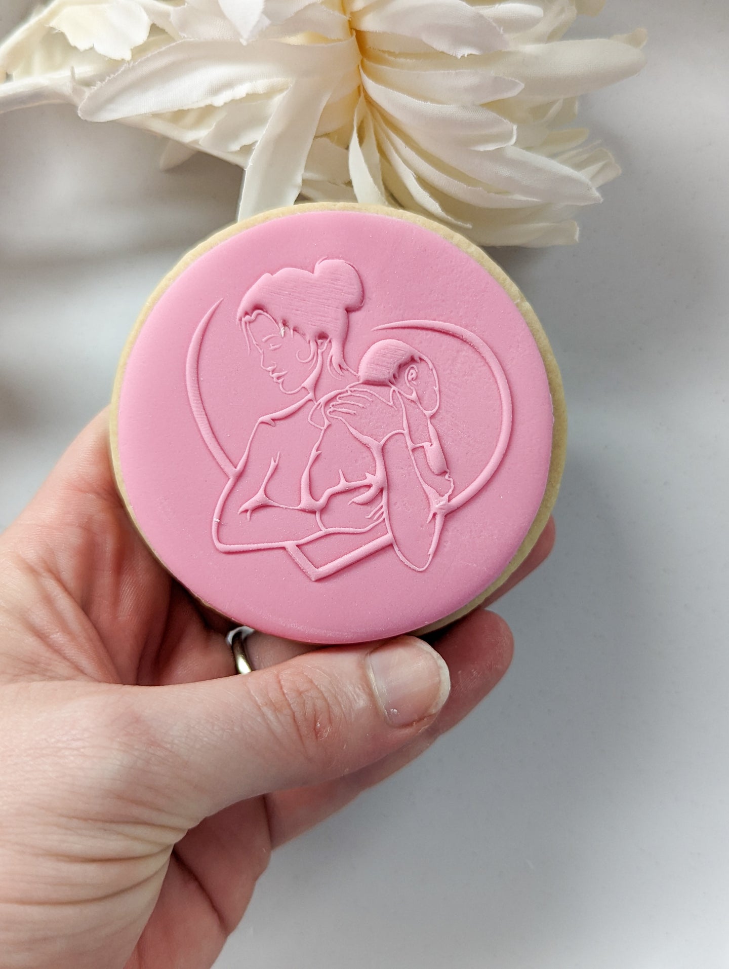 Mum Hugging Heart Fondant debosser