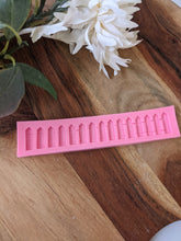 Load image into Gallery viewer, Garden Fence Silicone Mould
