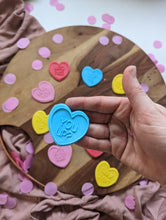 Charger l&#39;image dans la galerie, Candy Heart Debossers and mini Cutter
