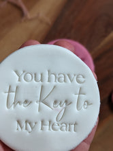 Charger l&#39;image dans la galerie, You have the Key to my heart embosser
