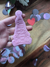 Charger l&#39;image dans la galerie, Valentines Gnome debosser and cutter
